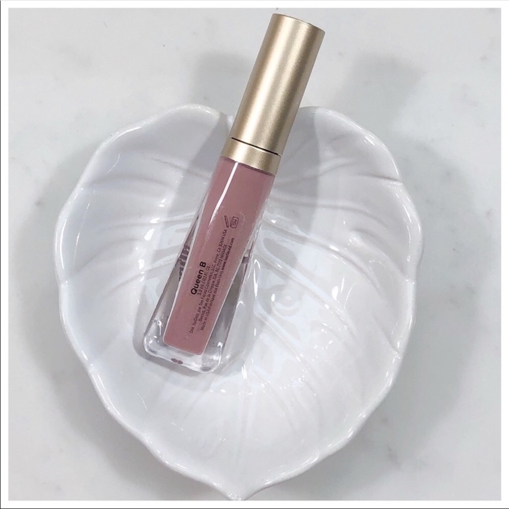 3/$15 ⭐️ Too Faced Melted Matte Lipstick - Picture 2 of 2